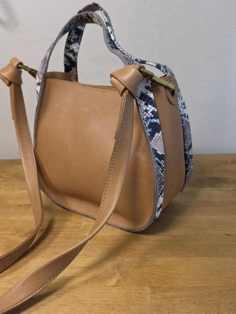 Madewell The Sydney Crossbody Bag Snake Embossed Leather Handbag NWT MD183 - Picture 10 of 15